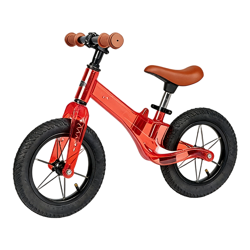 儿童平衡车，配备充气轮胎，适合2至5岁及以上儿童使用