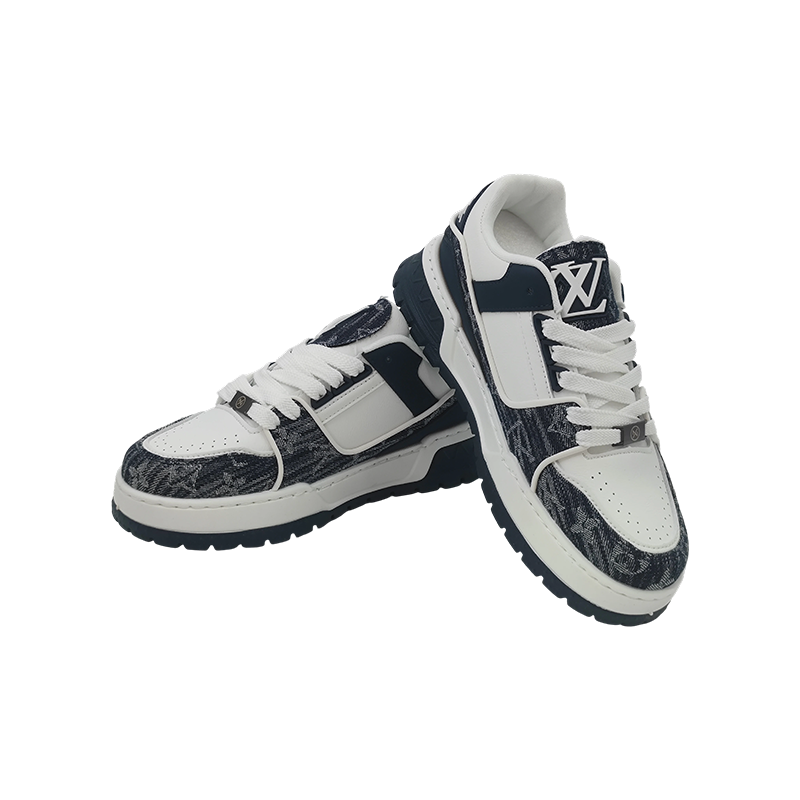 休闲鞋，小众经典厚底板鞋